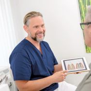 Profilbild von Dr. Jochen H. Schmidt