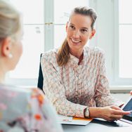 Profilbild von Dr. Katrin Lossagk 