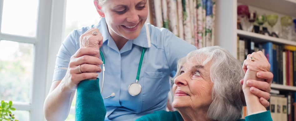 Plötzlich Pflegefall: 5 Akut-Tipps für pflegende Angehörige