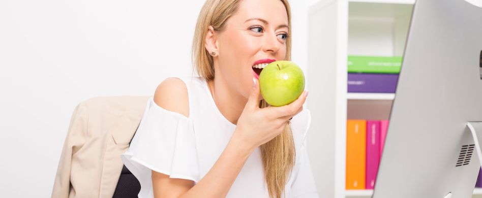 Abnehmen im Büro: 5 Tipps, wie Sie Kalorien verbrennen