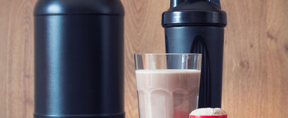 Abnehmen mit Molke: 3 Tipps um mit dem gesunden Drink die Pfunde purzeln zu lassen