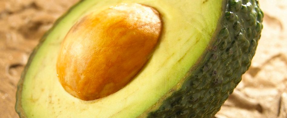 Auch der Avocadokern ist gesund: 6 Gründe, warum Sie ihn nicht wegwerfen sollten