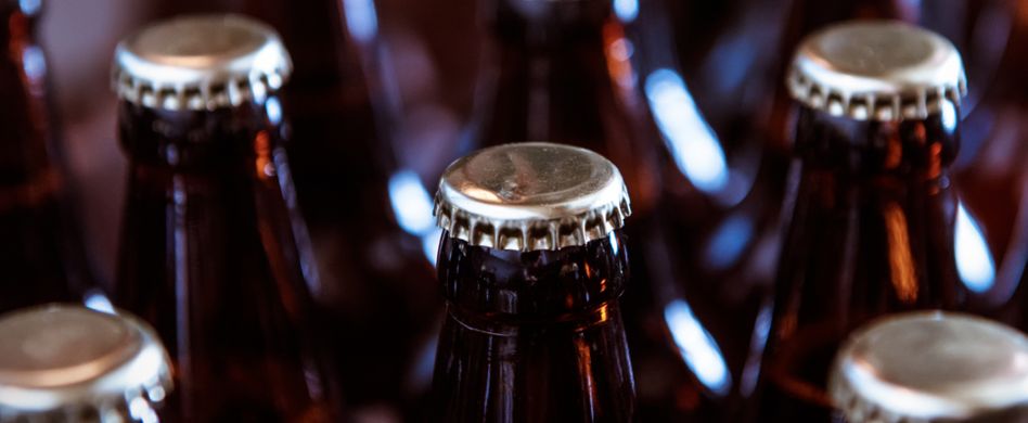 Bierflasche öffnen ganz ohne Flaschenöffner! 3 Hacks