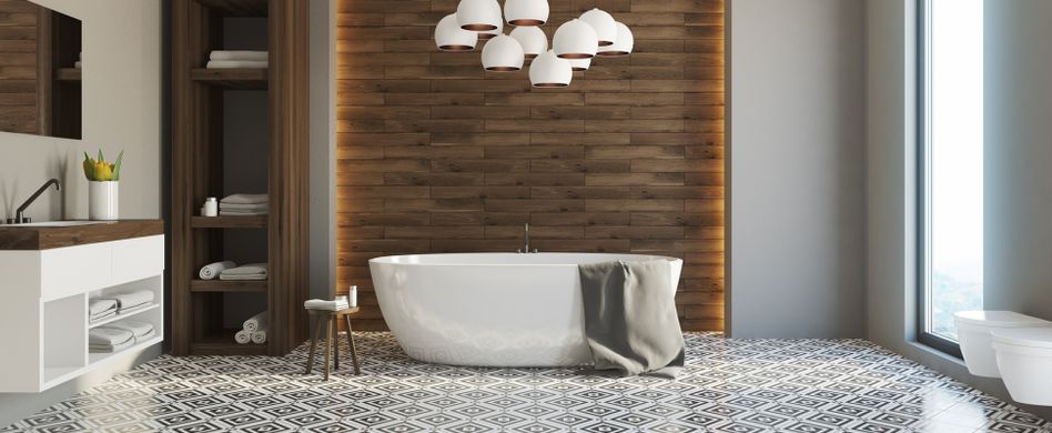 Bodenbelag im Bad: Was können Fliesen, Vinyl, Laminat und Co?
