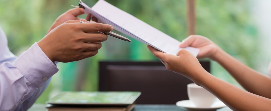 Carport: Wann eine Baugenehmigung für den Unterstand erforderlich ist