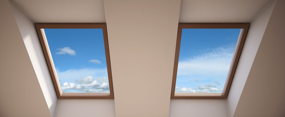 Dachfenster putzen: So blitzen schwierige Fensterflächen