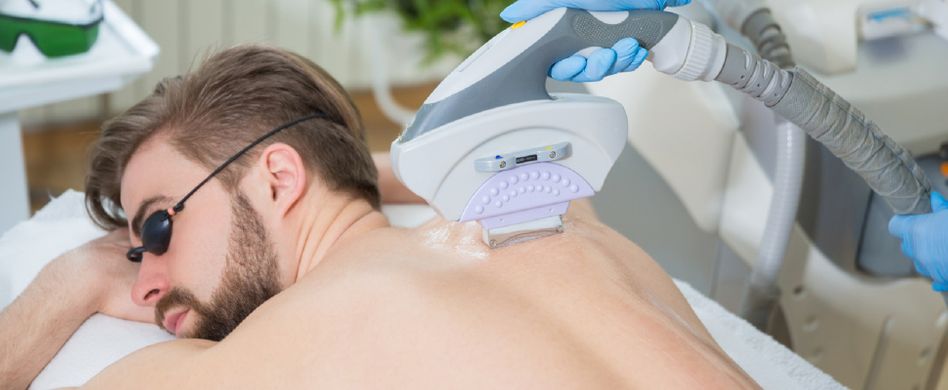 Dauerhafte Haarentfernung: Epilierer, Waxing, Laser – welche Methoden gibt es?