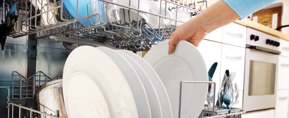 Diese 7 Gegenstände dürfen nicht in die Spülmaschine