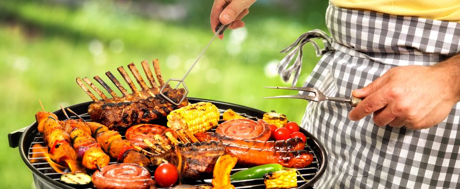 Direktes und indirektes Grillen mit Holzkohle-, Gas- und Elektrogrill