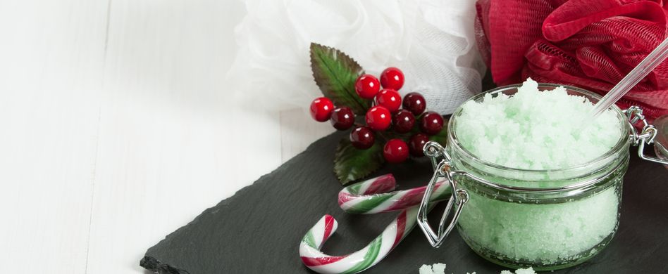 diy peelinh neben zweig und zuckerstange