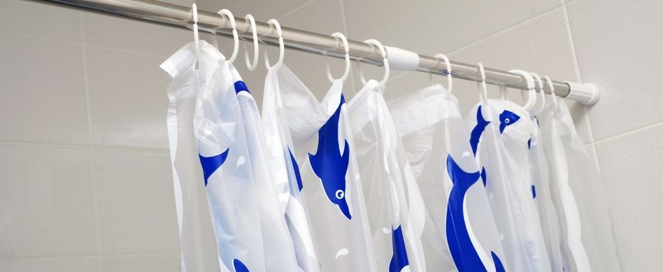 Duschvorhang waschen: Mit diesem Trick hat Schimmel keine Chance