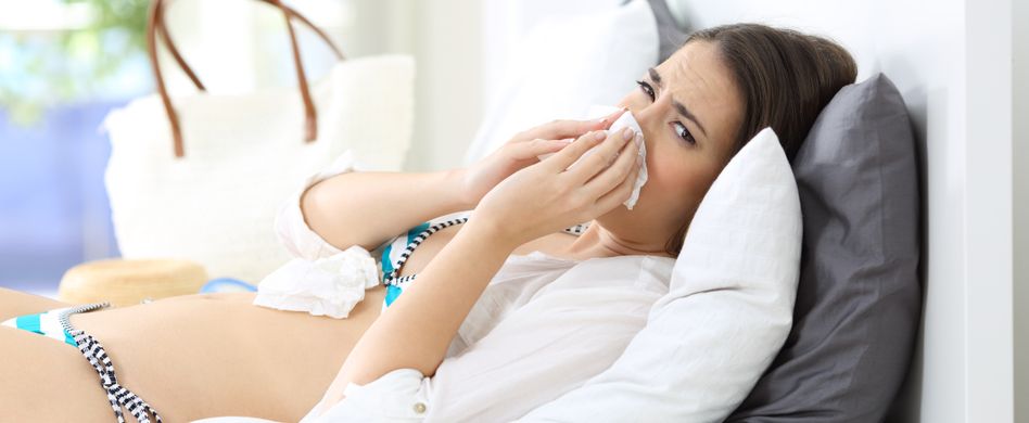 Erkältung im Urlaub: Hilfe bei Schnupfen, Halsschmerzen und Husten