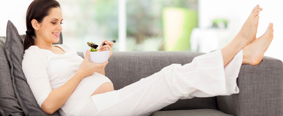 Ernährung und Schwangerschaft: 5 Tipps gegen Heißhunger