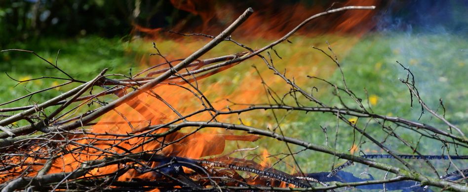 Feuer machen im Garten: Wann Nachbarn es nicht hinnehmen müssen