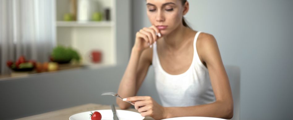 Folgen der Magersucht: Haarausfall und mehr - wie Anorexie den Körper zerstört