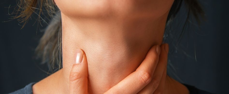 Frosch im Hals: Welche Ursache hat das ständige Räuspern?