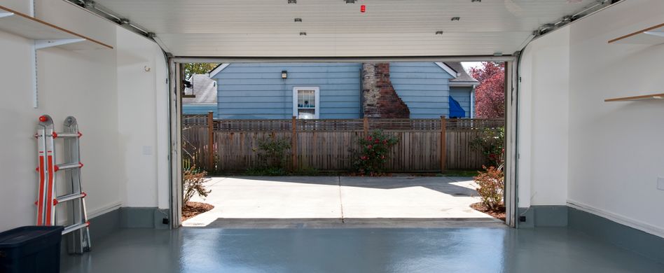 Garagenboden sanieren: Die richtige Bodenbeschichtung für Ihre Garage