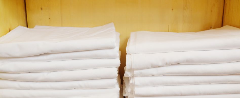 Genial: So können Sie ein Spannbettlaken falten