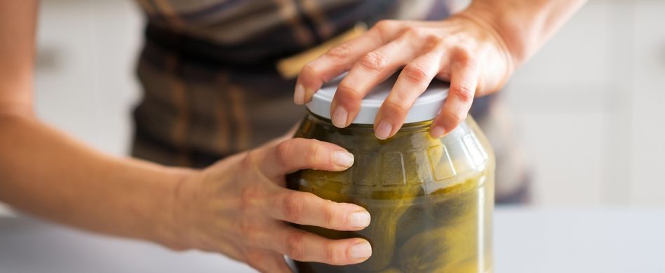 Glas öffnen: Mit diesen Tipps klappts garantiert