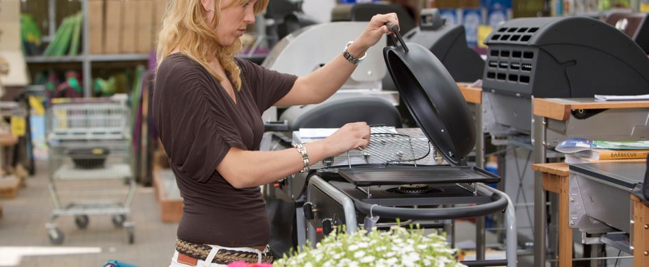 Grill kaufen: Vor- und Nachteile von Holzkohlegrill, Gasgrill und Elektrogrill