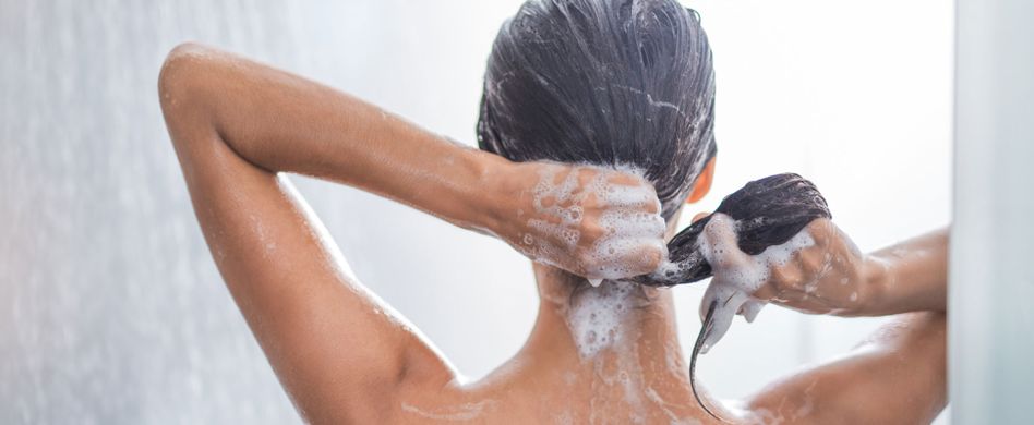 Haare mit Seife waschen: Wissenswertes zu Aleppo-, Kern- und Haarseife