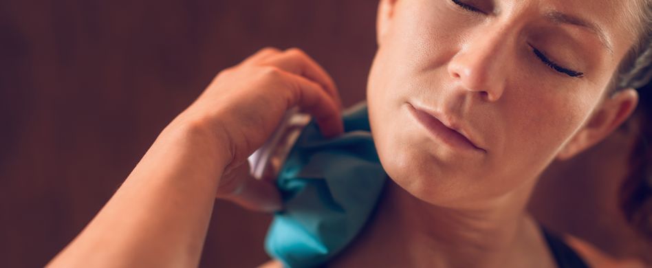 Hausmittel gegen Nackenschmerzen