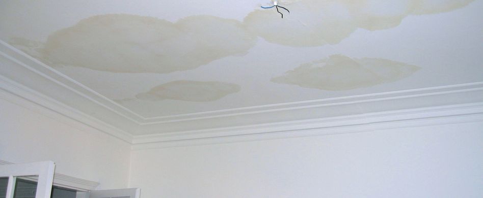 Hausratversicherung: Wasserschaden richtig melden