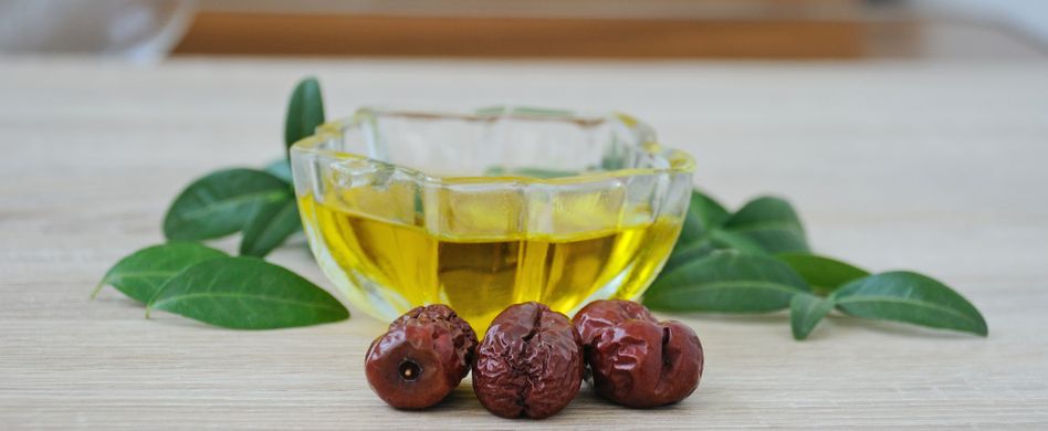 Jojobaöl - Wirkung und Anwendung für Haut, Haar und Körper