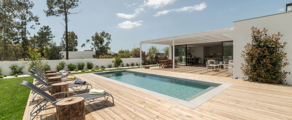 Kleiner Pool, große Erfrischung: Ideen für kleine Gärten