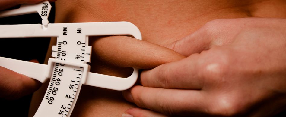 Körperfett messen: So funktioniert die Caliper-Messung
