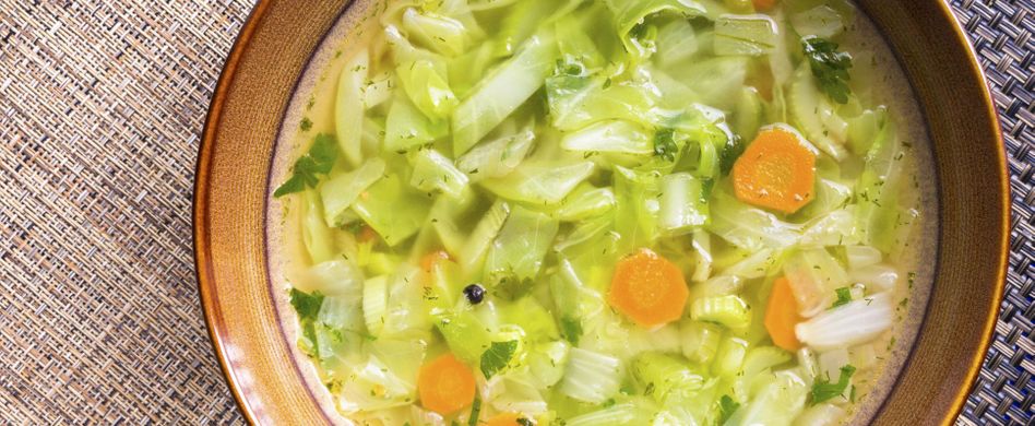 Kohlsuppendiät: Gesund und schnell abnehmen mit der Magic Soup?