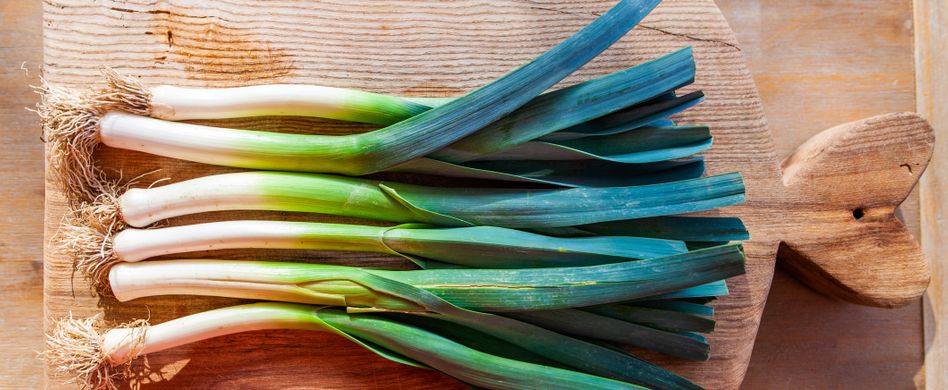 lauch auf schneidebrett