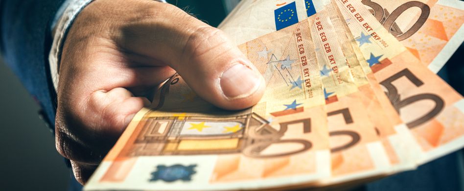 Lohnzuschläge und Steuervorteile: So lohnt sich das Arbeiten am Feiertag