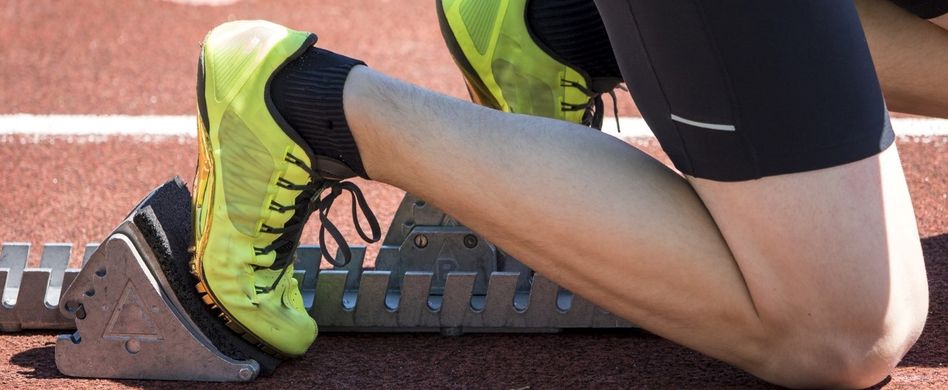 sportler kurz vorm rennen