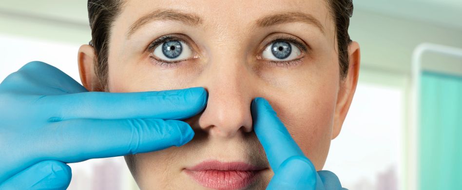 Nasenscheidewandverengung: Ursachen, Symptome & Behandlung