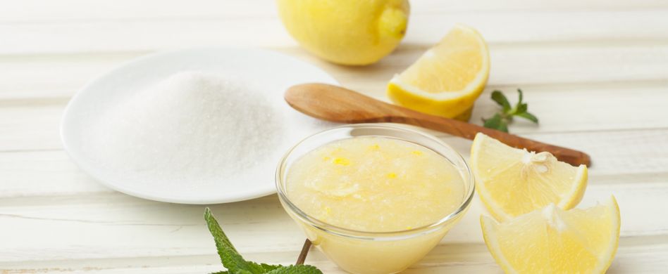 Natürlich schön mit Zitronensaft: Was die Zitrusfrucht alles kann