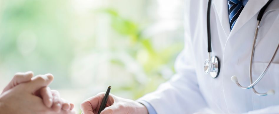 Prostatakrebs erkennen: Chancen und Risiken von Tastuntersuchung und PSA-Test