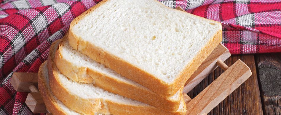 Putzen mit Backwaren? Wozu Weißbrot alles gut sein kann