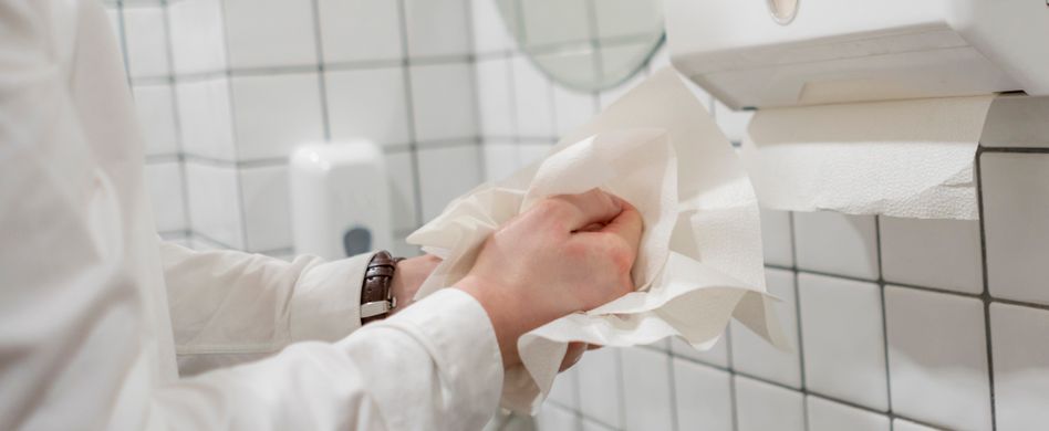 Raststätten-Hygiene: Hygiene-Tipps für eklige Toiletten
