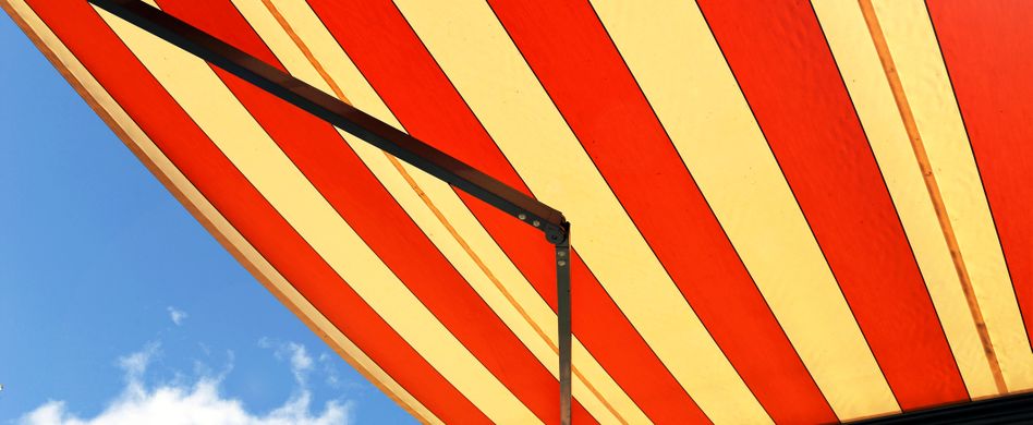 Rechtliche Fragen: Darf ich an meinem Balkon eine Markise montieren?