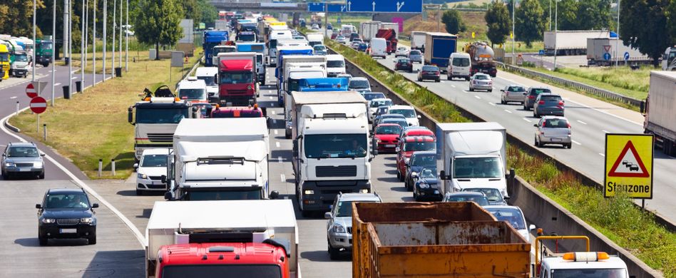 Rettungsgasse bilden: Wissen Sie wie es geht?