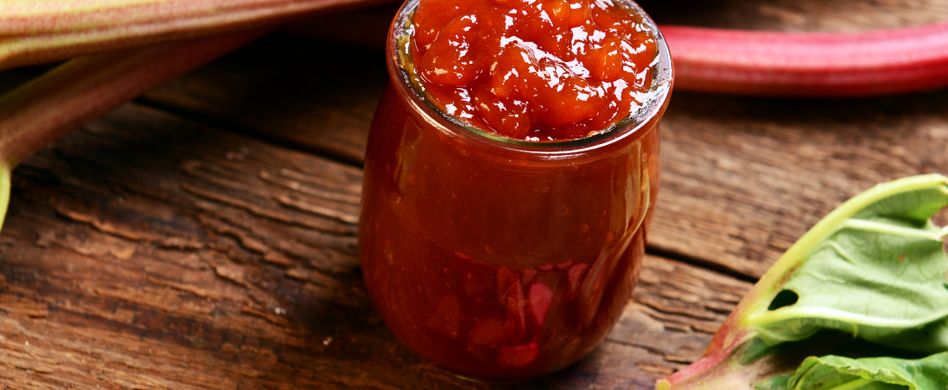 Rhabarberkompott und Rhabarbermarmelade selber machen