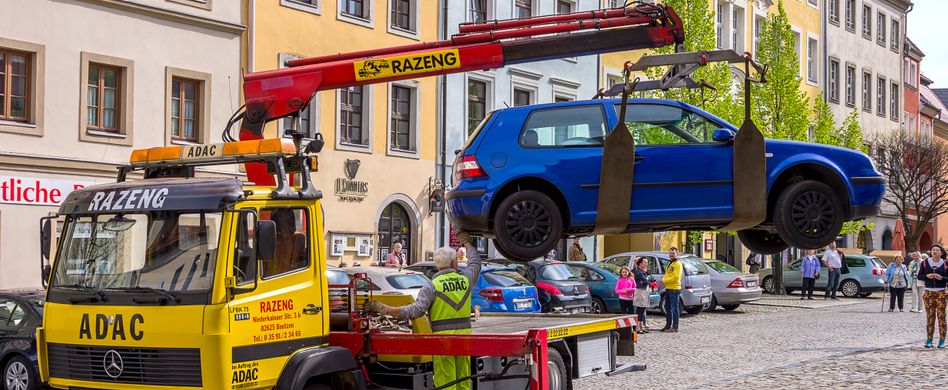 Schaden beim Abschleppen: Wer zahlt entstandene Kratzer?