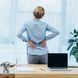 Schmerzen im mittleren Rücken: Ursachen und Tipps