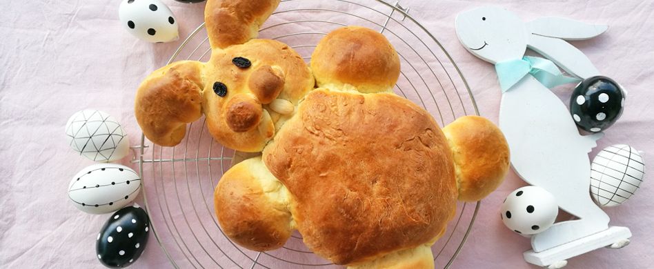 So backen Sie süße Hefe-Hasen für Ostern