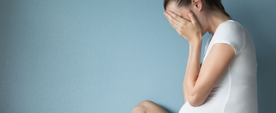 Symptome der Fehlgeburt: Bei diesen Anzeichen sollten Sie sofort zum Arzt