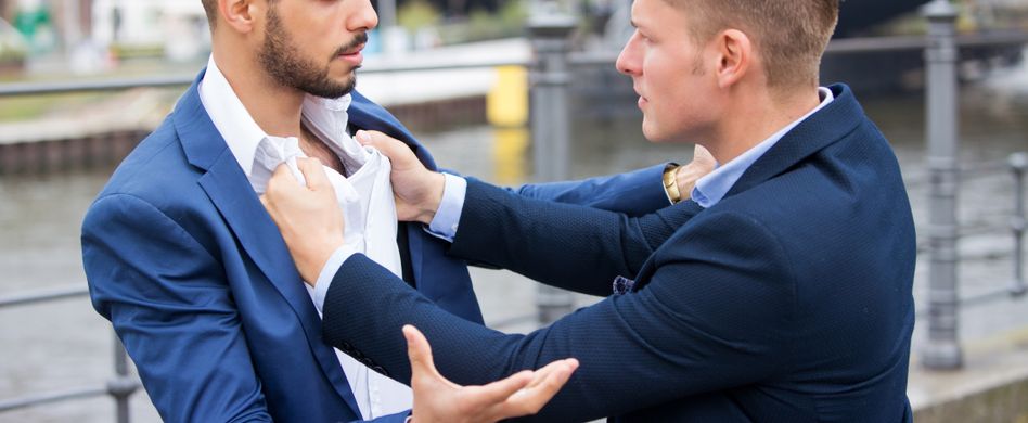 Tätlicher Angriff als Arbeitsunfall? Die Umstände entscheiden