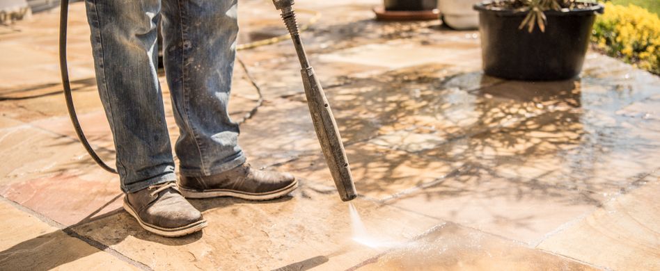 Terrasse reinigen: So kann der Frühling kommen!