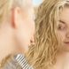 Trocken-Shampoo selber machen: Schnelle Hilfe gegen fettige Haare