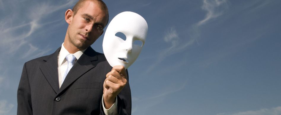 Umgang mit Narzissten: Tipps fürs richtige Verhalten